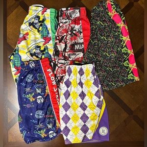 5 Pair of Boys size S/M Flow Society shorts